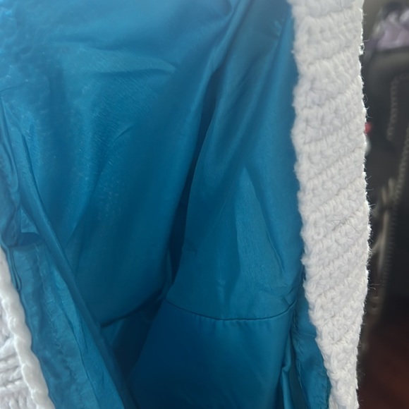 Hello Kitty Knit Bag - Picture 5 of 6